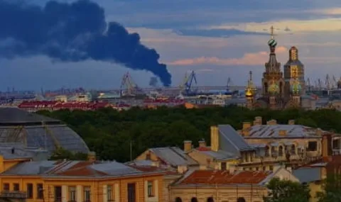 ВСУ в атака: Пожари в Санкт Петербург, гори нефтеният терминал