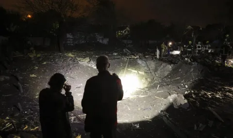 Двама пострадаха при руска атака с дронове в Киев