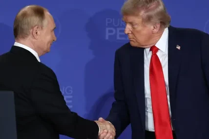 Дизелът в САЩ поскъпна след споразумението между Тръмп и Путин, съобщава WSJ