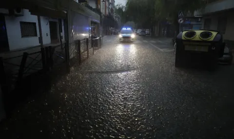 Жена загина, пометена от придошли води край Барселона