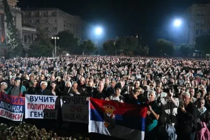 Журналисти в Сърбия предупреждават за натиск преди вота