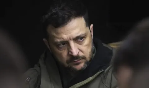 Зеленски удължи военното положение и мобилизацията до януари