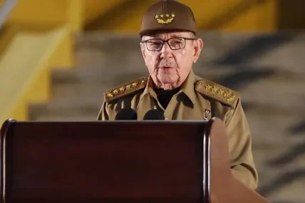 Издирва се! Флорида издаде заповед за арест на Раул Кастро