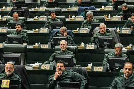 Иран назначи Мехрдад Ахлаги за министър на отбраната