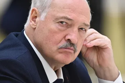 Лукашенко: Беларус се подготвя за война, за да я предотврати