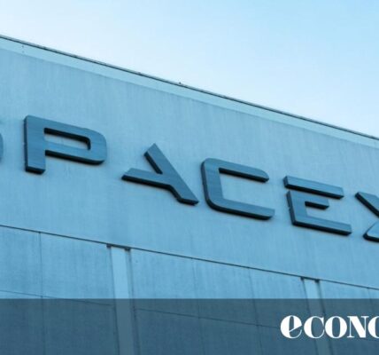 Мъск планира сливане на Tesla и SpaceX