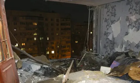 Петима пострадаха при удар по медицинско заведение в Харков
