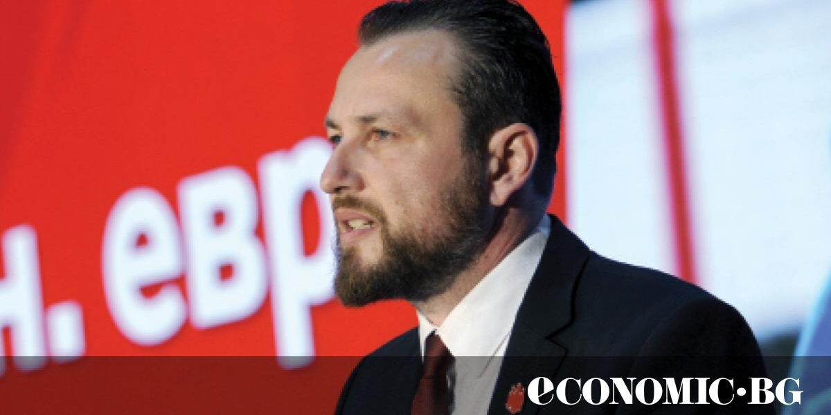 Производство с поглед напред