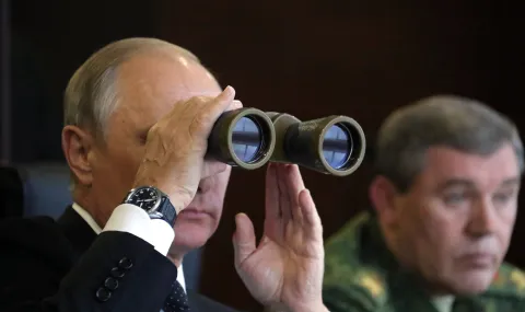 Путин е наблюдавал предварително планирани военни учения, Китай изпрати войски