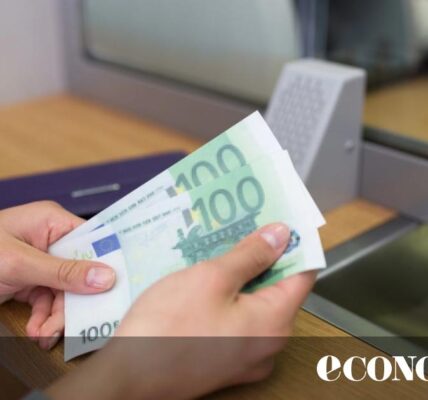 След данък „Свръхпечалба“: КЗП ще следи за необосновано повишаване на банковите такси