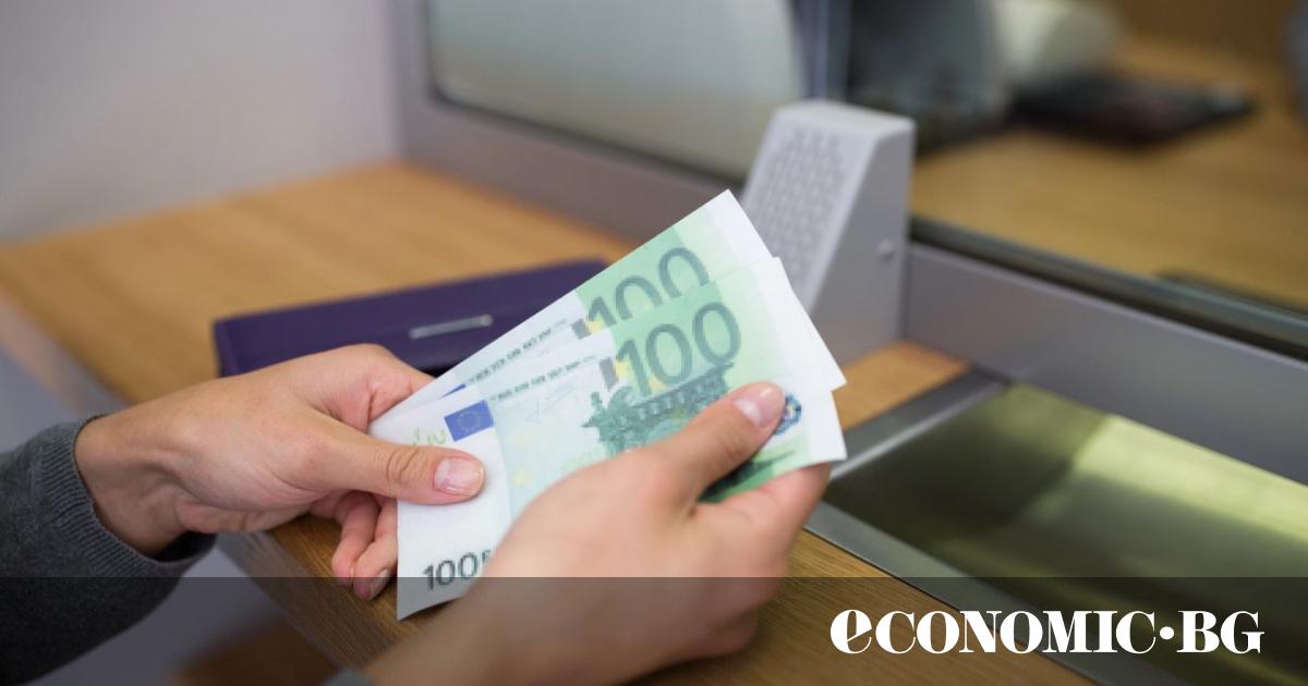 След данък „Свръхпечалба“: КЗП ще следи за необосновано повишаване на банковите такси