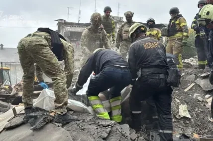 Три деца са сред 17-те жертви на руската атака срещу Запорожие