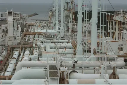 Украйна обсъжда доставки на втечнен природен газ през германска инфраструктура