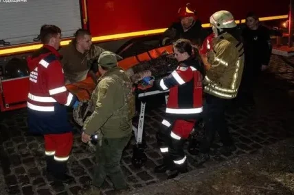 Цивилен пазач загина при руска атака в Ивано-Франковск