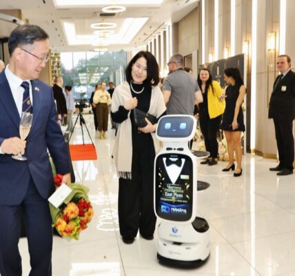 East Plaza Hotel отпразнува първата си година в София