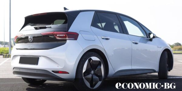 Volkswagen изтегля хиляди автомобили заради дефектни батерии